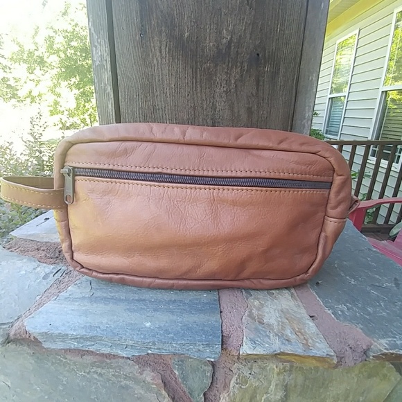 Tucker Handbags - Tucker travel bag